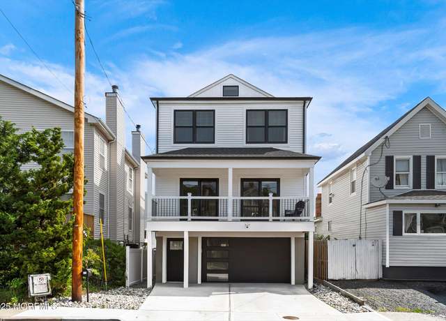 Property at 72 4th St, Highlands, NJ 07732, 3 beds, 3 baths