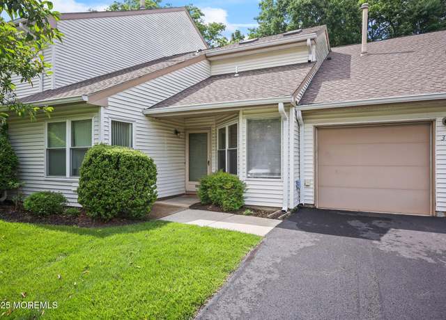 Property at 387 Bayberry Ct, Englishtown, NJ 07726, 2 beds, 2.5 baths