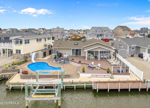 Property at 348 Venice Dr, Lavallette, NJ 08735, 4 beds, 3 baths