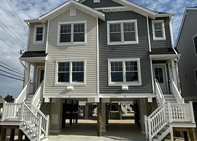 Property at 3 Cummins St, Mantoloking, NJ 08738, 3 beds, 2.5 baths