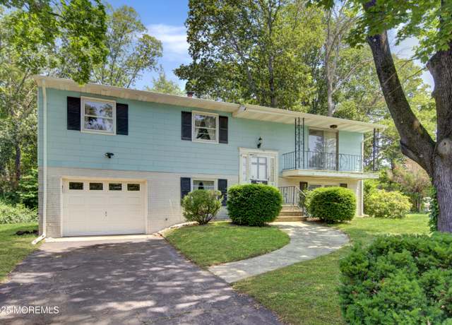 Property at 16 Burdge Dr, Howell, NJ 07731, 4 beds, 1.5 baths