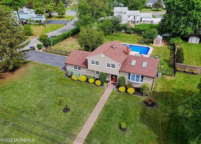 Property at 2 Nassau Pl, Middletown, NJ 07748, 3 beds, 2 baths