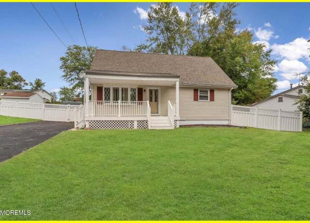 Property at 1012 Woodlane Rd, Jackson, NJ 08527, 4 beds, 2 baths