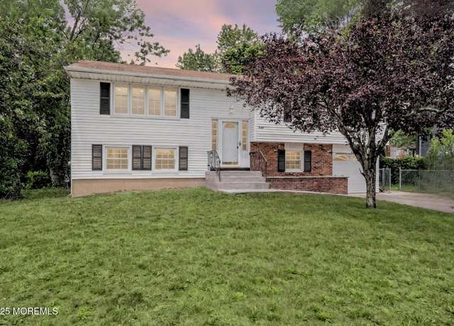 Property at 344 Colonial Dr, Toms River, NJ 08753, 5 beds, 2 baths