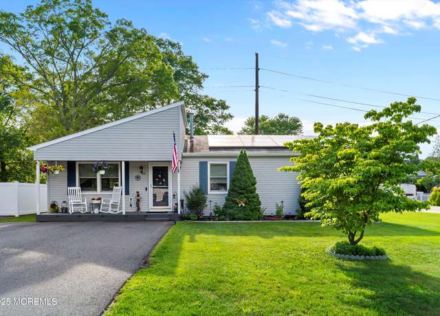 Property at 33 Oak Ln, Little Egg Harbor, NJ 08087, 3 beds, 2 baths
