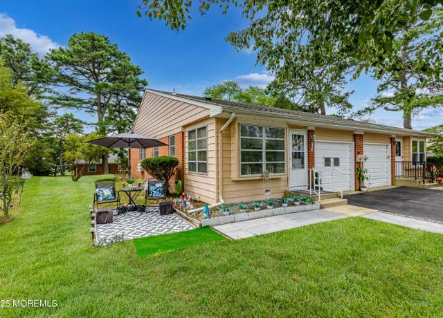 Property at 26 Salem Dr Unit A, Whiting, NJ 08759, 2 beds, 1 bath
