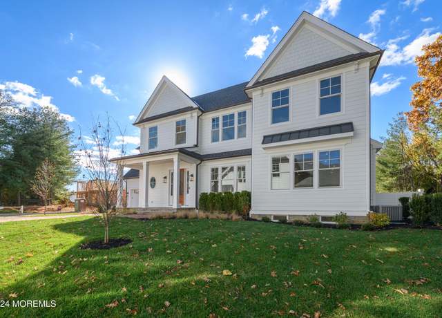 Property at 24 Bingham Ct, Rumson, NJ 07760, 3 beds, 3.5 baths