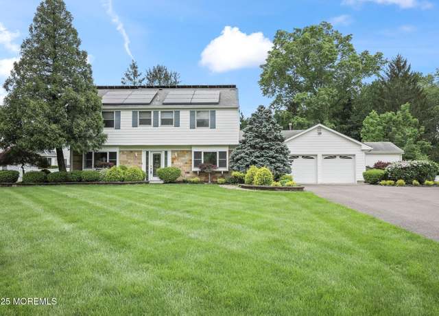 Property at 7 Colonial Ct, Manalapan, NJ 07726, 4 beds, 3.5 baths
