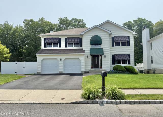 Property at 44 Diamond Ln, Howell, NJ 07731, 4 beds, 2.5 baths