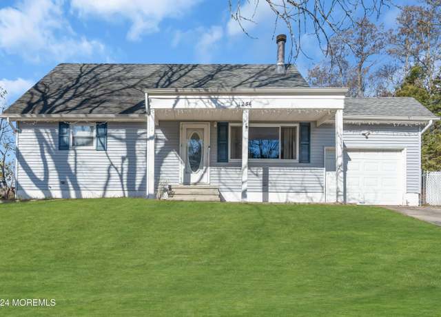 Property at 1234 Aldrich Rd, Jackson, NJ 08527, 4 beds, 2 baths