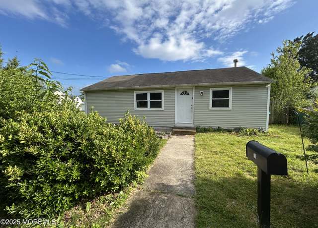Property at 78 Adriatic Ave, Waretown, NJ 08758, 2 beds, 1 bath