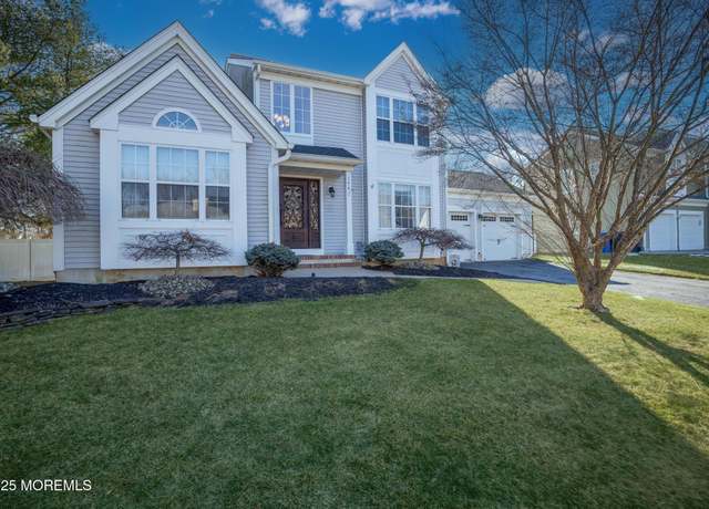 Property at 154 Grande Woodlands Way, Toms River, NJ 08755, 4 beds, 2.5 baths