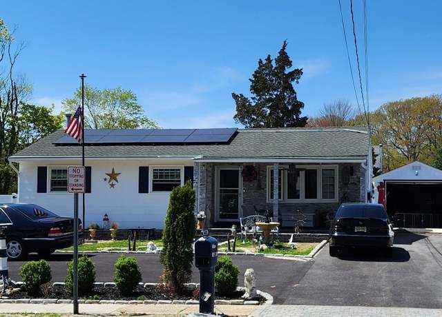 Property at 610 Vaughn Ave, Toms River, NJ 08753, 3 beds, 1 bath