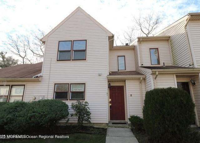Property at 31 Pin Oak Ln, Little Egg Harbor, NJ 08087, 3 beds, 1.5 baths