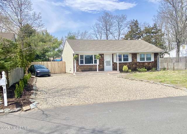 Property at 32 Birch Dr, Brick, NJ 08723, 3 beds, 1 bath