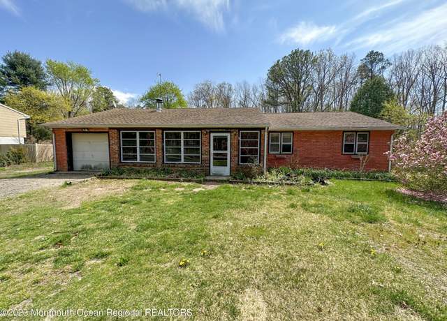 Property at 835 Bowman Rd, Jackson, NJ 08527, 3 beds, 1 bath
