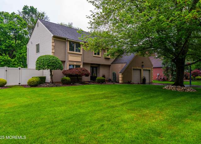 Property at 9 Crossridge Cir, Marlboro, NJ 07746, 5 beds, 2.5 baths