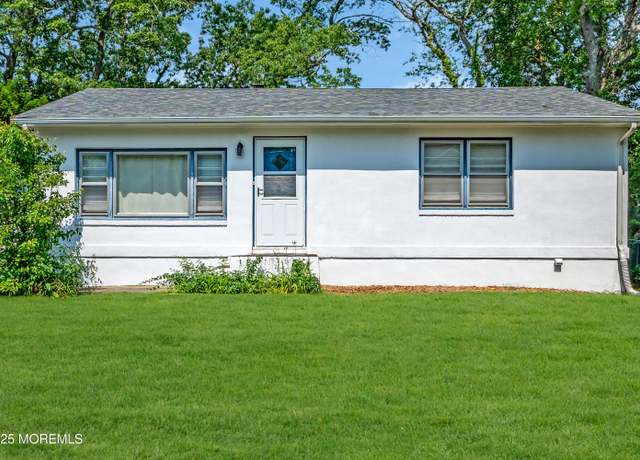 Property at 922 Briar Ave, Toms River, NJ 08753, 2 beds, 1 bath