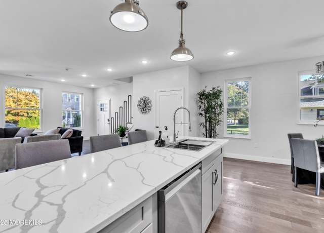 Property at 24 Albert St, Red Bank, NJ 07701, 3 beds, 2.5 baths