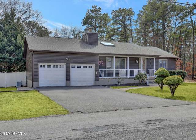 Property at 1500 First Ave, Toms River, NJ 08757, 3 beds, 1.5 baths