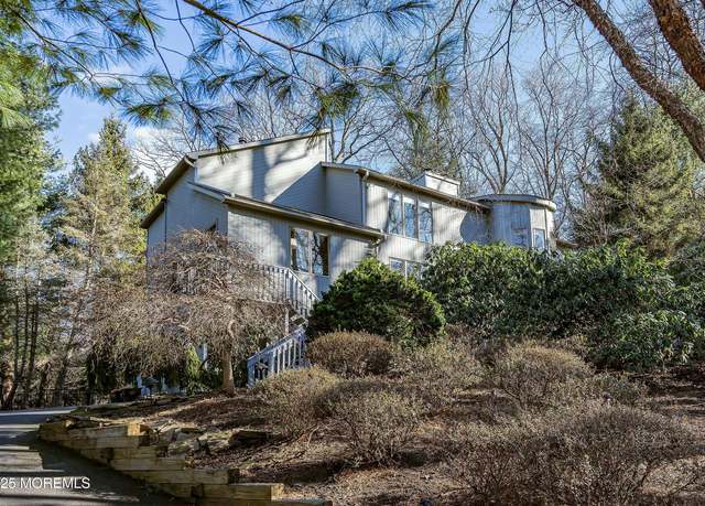 Property at 7 Jayhawk Way, Holmdel, NJ 07733, 5 beds, 4.5 baths