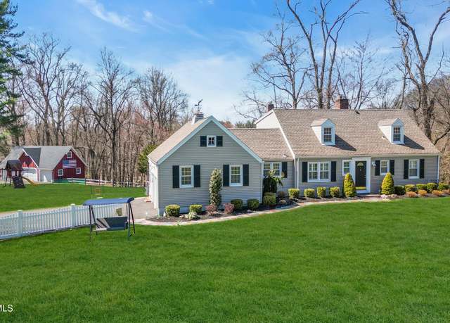 Property at 810 Holmdel Rd, Holmdel, NJ 07733, 4 beds, 2 baths