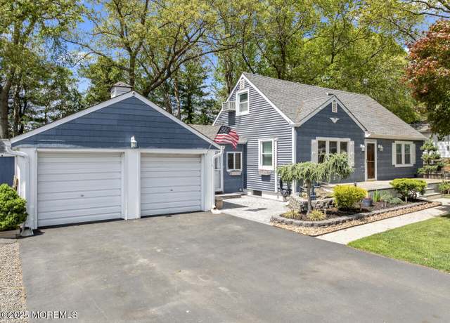 Property at 36 Pinewood Dr, Brick, NJ 08724, 3 beds, 2 baths