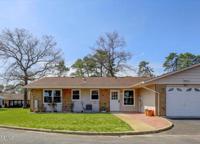Property at 70 Buckingham Dr Unit D, Manchester, NJ 08759, 2 beds, 2 baths