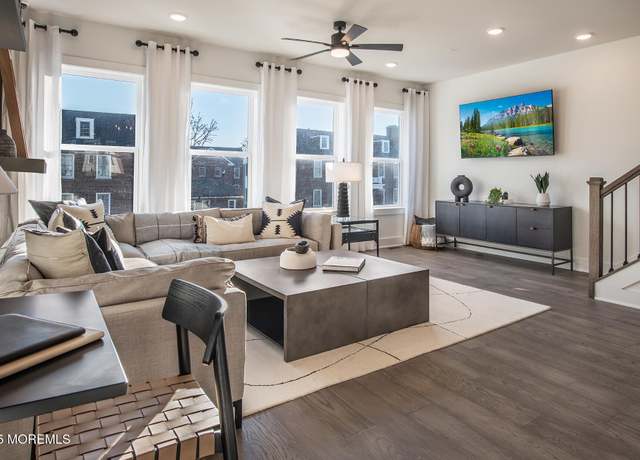 Property at 12 Barton Ave, Oceanport, NJ 07757, 3 beds, 2.5 baths