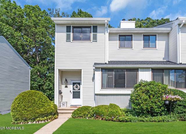 Property at 236 Clubhouse Dr, Middletown, NJ 07748, 3 beds, 2.5 baths