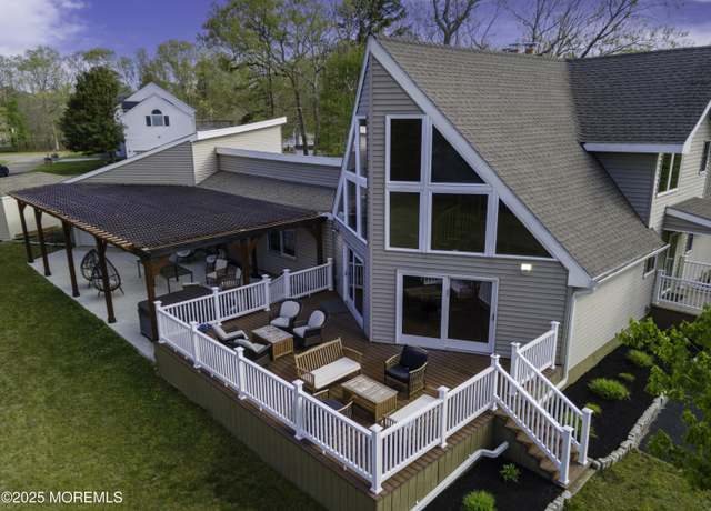 Property at 328 E Pleasant Grove Rd, Jackson, NJ 08527, 5 beds, 3 baths