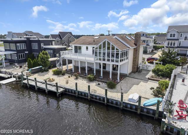 Property at 259 Cypress Dr, Bayville, NJ 08721, 5 beds, 3 baths