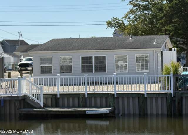 Property at 48 Gregg Dr, Beach Haven West, NJ 08050, 3 beds, 1 bath