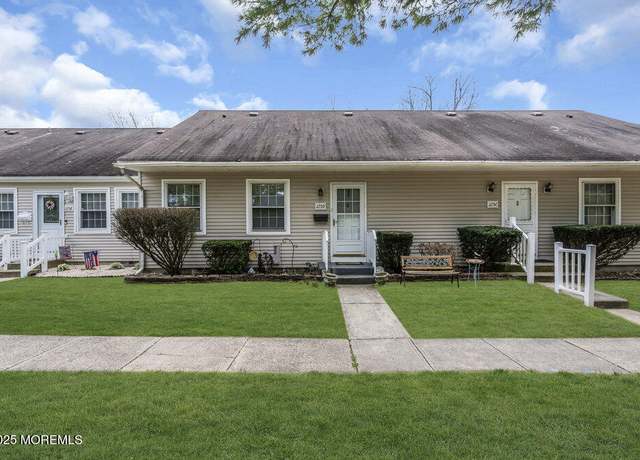 Property at 125 Korn Market Unit D, Freehold, NJ 07728, 1 bed, 1 bath