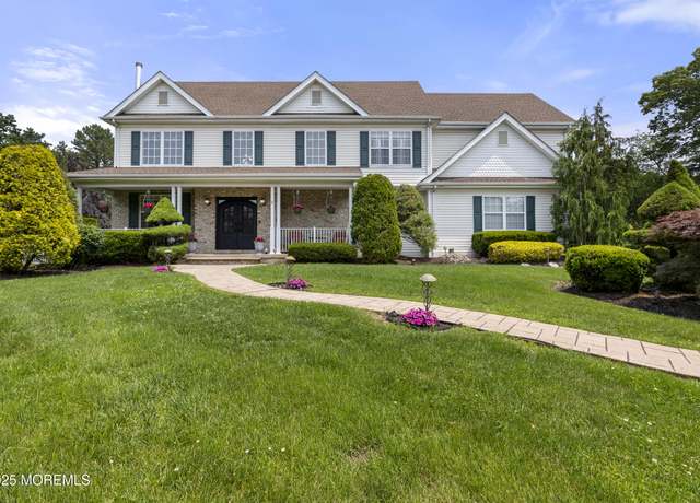 Property at 3 Wellesley Ct, Jackson, NJ 08527, 4 beds, 3.5 baths