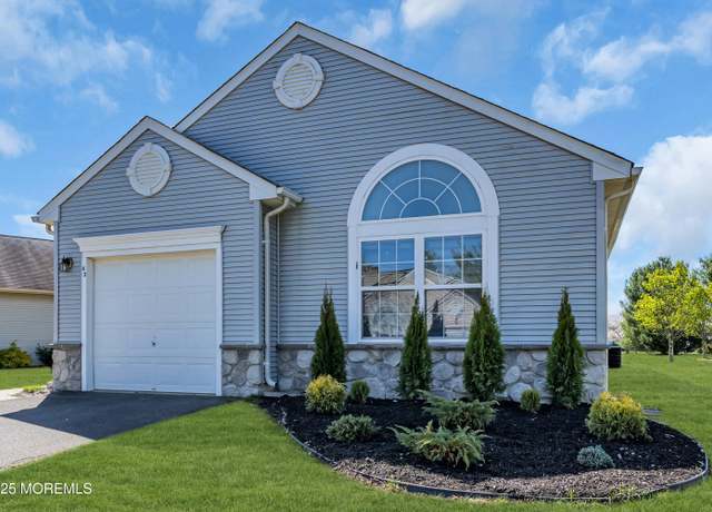 Property at 43 Saxony Cir, Manchester, NJ 08759, 2 beds, 2 baths