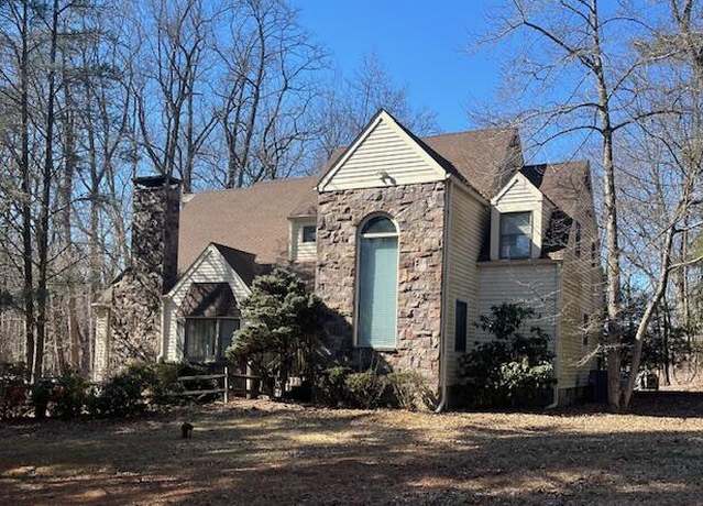 Property at 34 S Holmdel Rd, Holmdel, NJ 07733, 4 beds, 2.5 baths