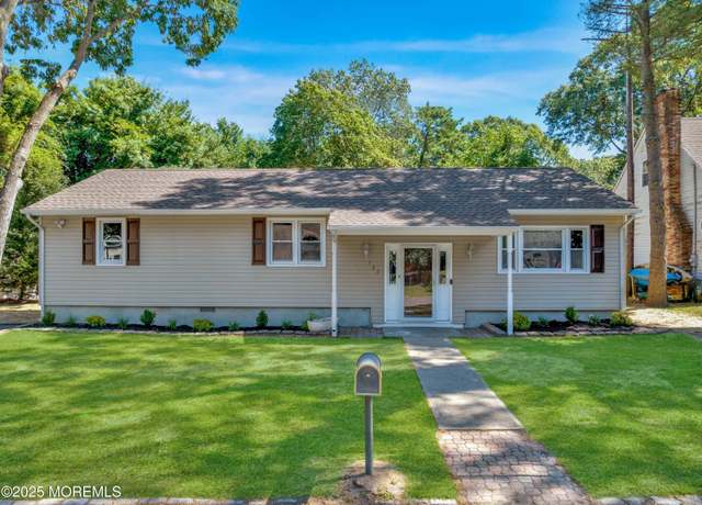 Property at 123 Bruce St, Brick, NJ 08724, 3 beds, 1 bath