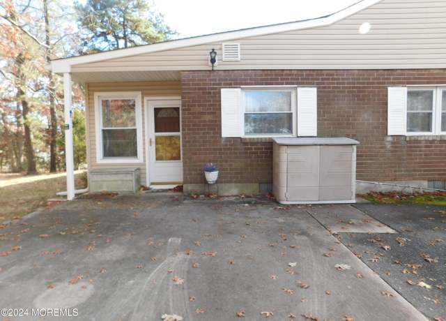 Property at 12 Willow Unit C, Toms River, NJ 08757, 2 beds, 1 bath