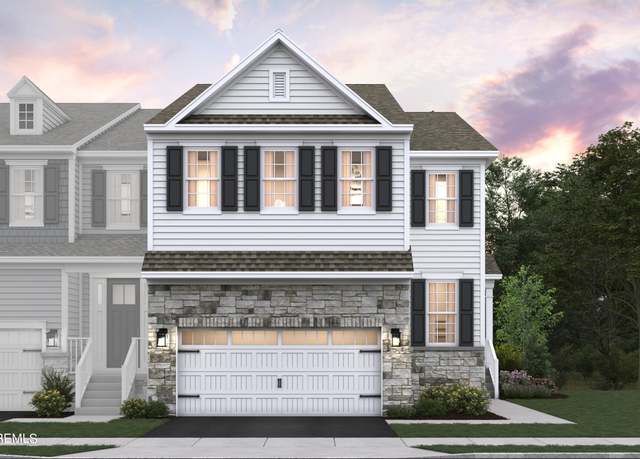 Property at 711 Fremont Dr #701, Manalapan, NJ 07726, 3 beds, 2.5 baths