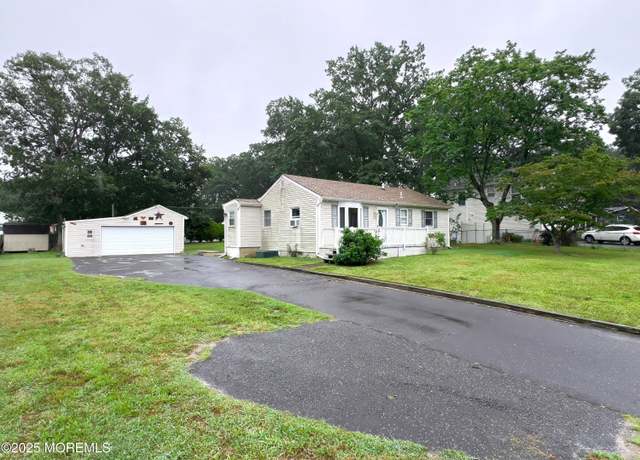 Property at 7 Westwood Dr, Howell, NJ 07731, 3 beds, 1 bath