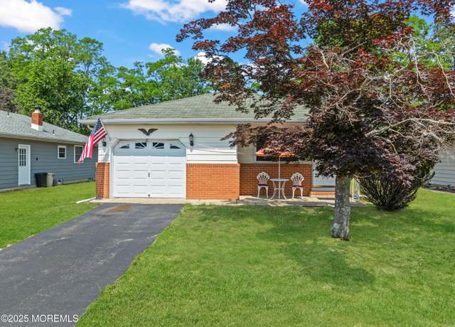 Property at 120 Bimini Dr, Toms River, NJ 08757, 2 beds, 1 bath