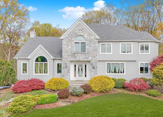 Property at 100 Five Points Rd, Freehold, NJ 07728, 4 beds, 3.5 baths
