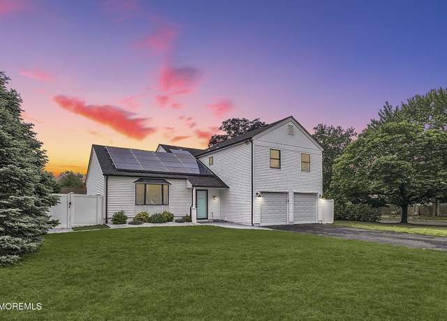 Property at 893 New Jersey Ave, Toms River, NJ 08753, 4 beds, 2.5 baths