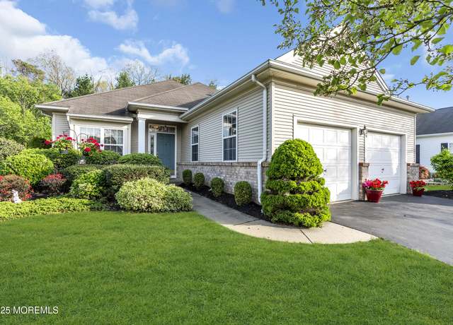 Property at 48 Drayton Rd, Manchester, NJ 08759, 3 beds, 2 baths