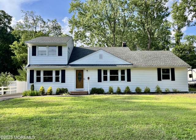 Property at 35 Fairview Dr, Middletown, NJ 07748, 4 beds, 2 baths