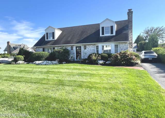 Property at 7 Monmouth Shire Ln, Spring Lake, NJ 07762, 4 beds, 4 baths