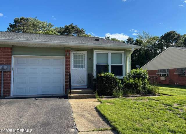 Property at 10 Monmouth Ln Unit B, Whiting, NJ 08759, 1 bed, 1 bath