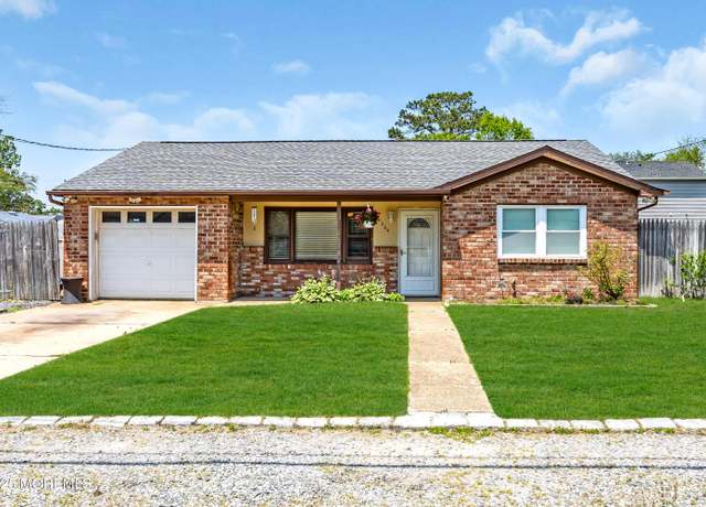 Property at 1004 Pensacola Rd, Forked River, NJ 08731, 4 beds, 1 bath