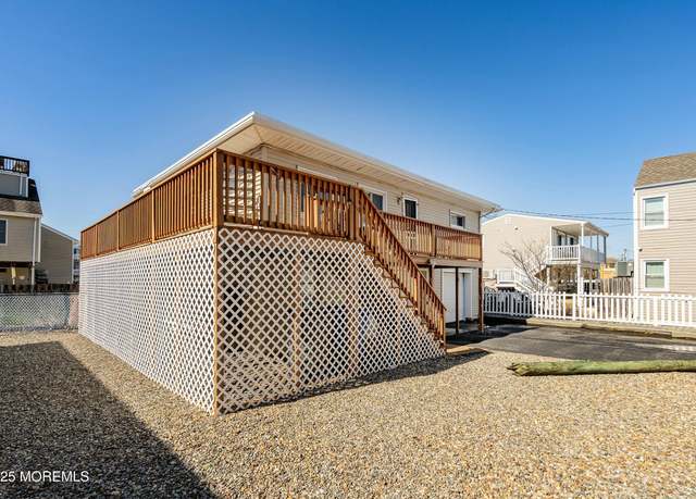 Property at 500 Engleside Ave #6, Beach Haven, NJ 08008, 2 beds, 1 bath